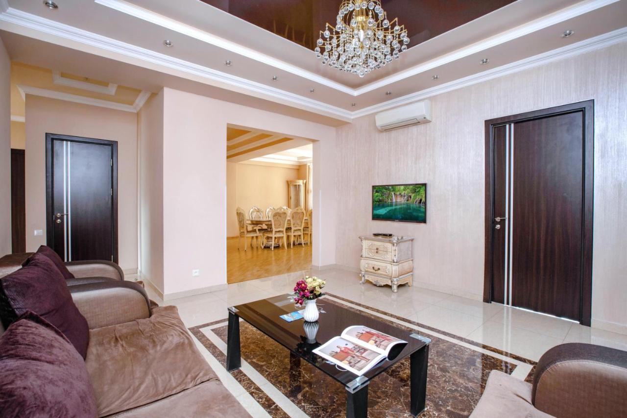 Stay Inn Apartments On Amiryan 4-6 Erivan Dış mekan fotoğraf
