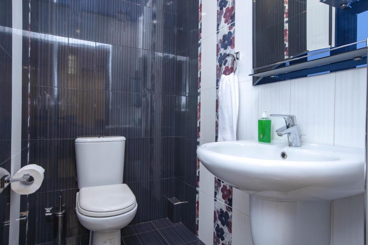Stay Inn Apartments On Amiryan 4-6 Erivan Dış mekan fotoğraf