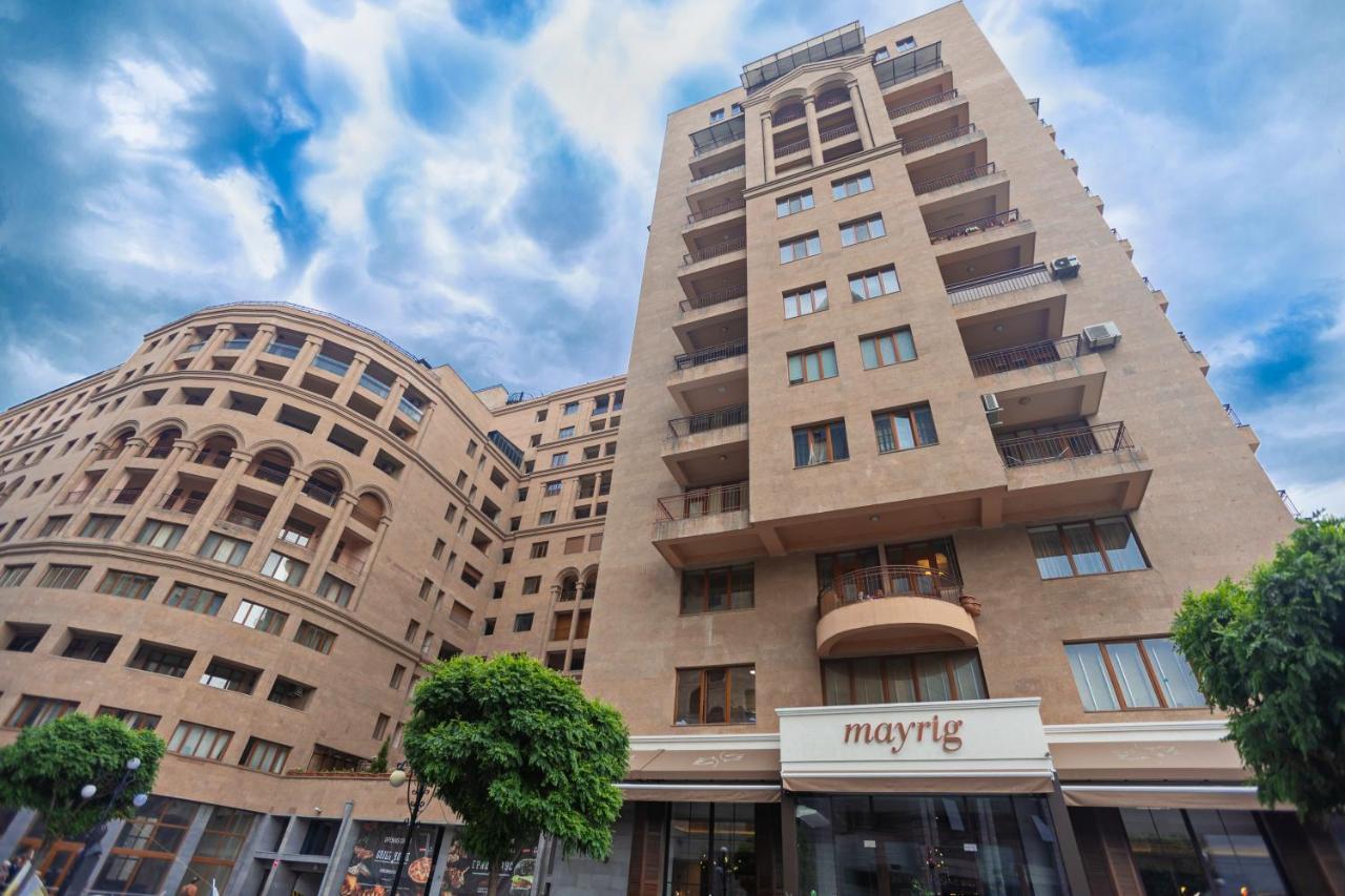 Stay Inn Apartments On Amiryan 4-6 Erivan Dış mekan fotoğraf