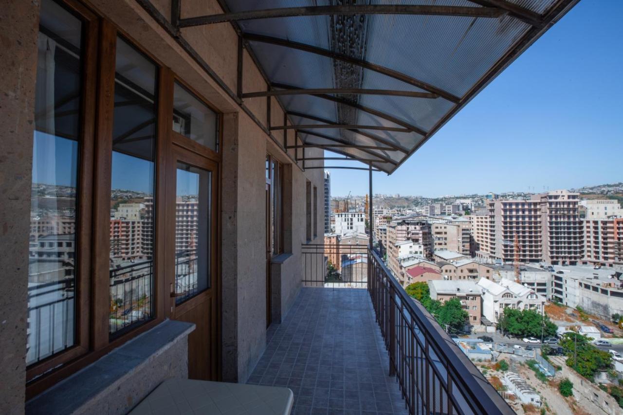 Stay Inn Apartments On Amiryan 4-6 Erivan Dış mekan fotoğraf