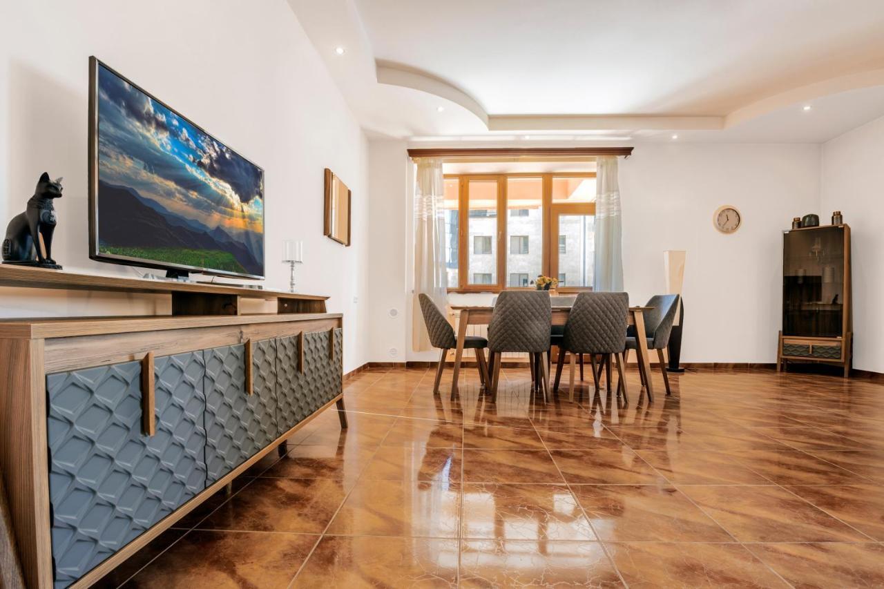 Stay Inn Apartments On Amiryan 4-6 Erivan Dış mekan fotoğraf