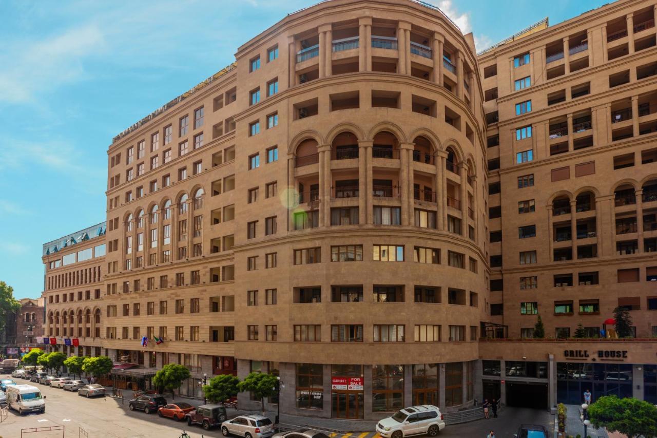 Stay Inn Apartments On Amiryan 4-6 Erivan Dış mekan fotoğraf