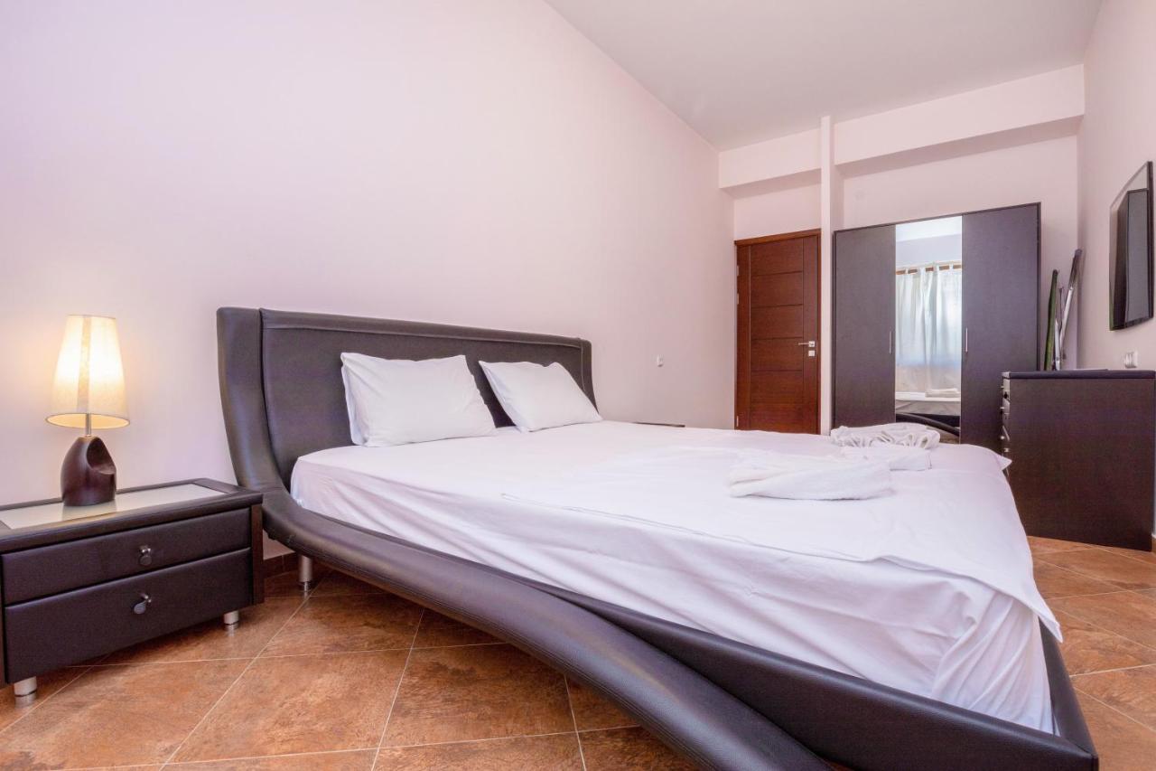 Stay Inn Apartments On Amiryan 4-6 Erivan Dış mekan fotoğraf